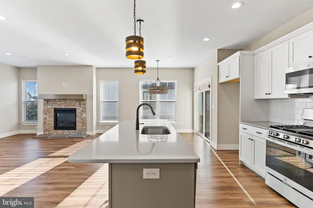 $449,900 | 122 Stickley Drive, Mechanicsburg, PA 17055