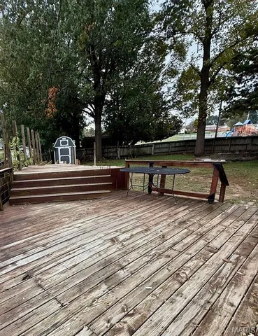 $199,000 | 811 Houston Street, Dexter, MO 63841