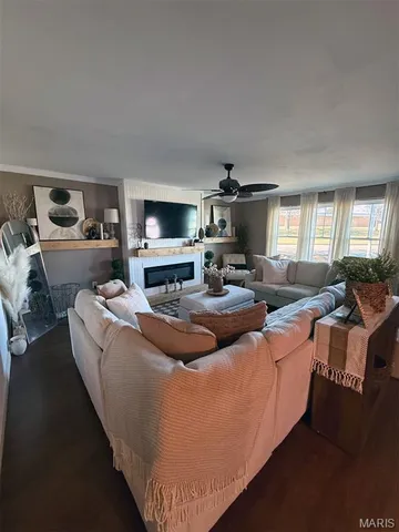 $199,000 | 811 Houston Street, Dexter, MO 63841