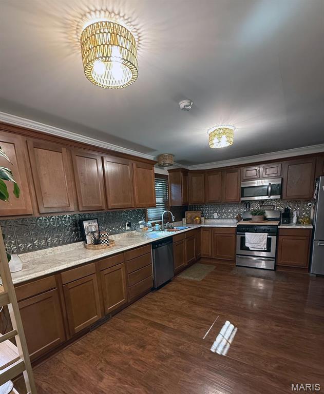 811 Houston Street Dexter, MO 63841 - Photo 7 of 15