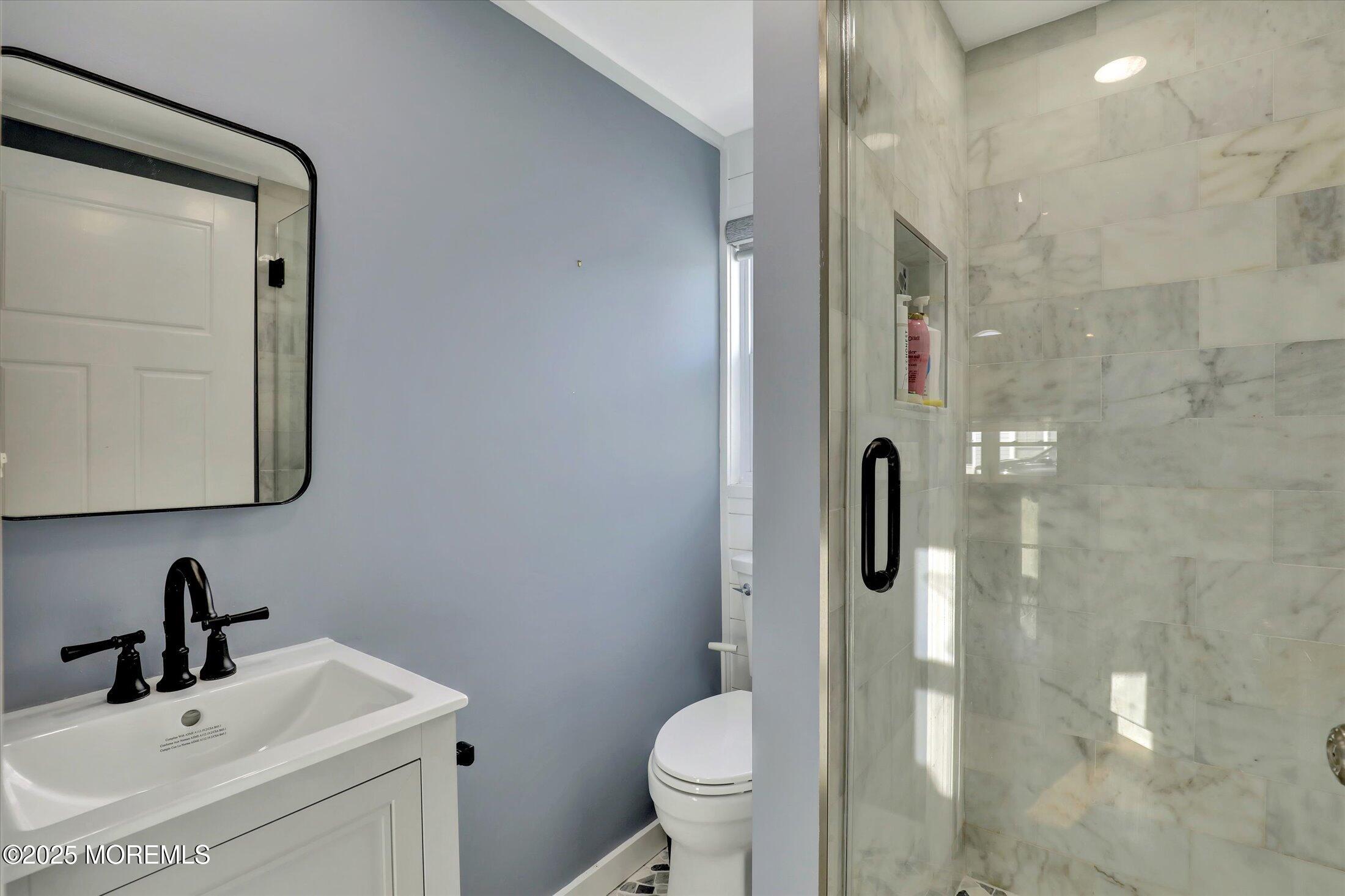 12 West Rutherford Lane Lavallette, NJ 08735 - Photo 29 of 38 25-Bathroom