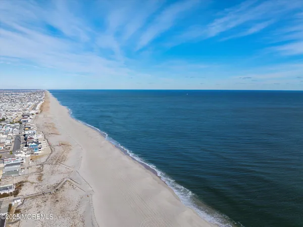 $574,900 | 12 West Rutherford Lane, Lavallette, NJ 08735