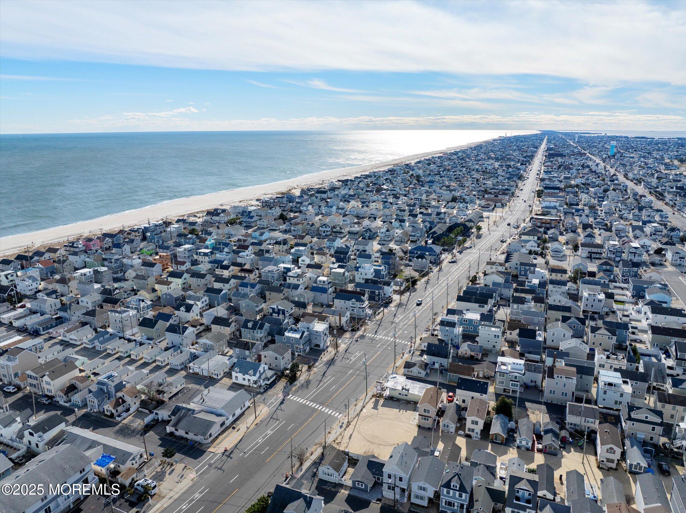 12 West Rutherford Lane Lavallette, NJ 08735 - Photo 9 of 38 40-Aerial