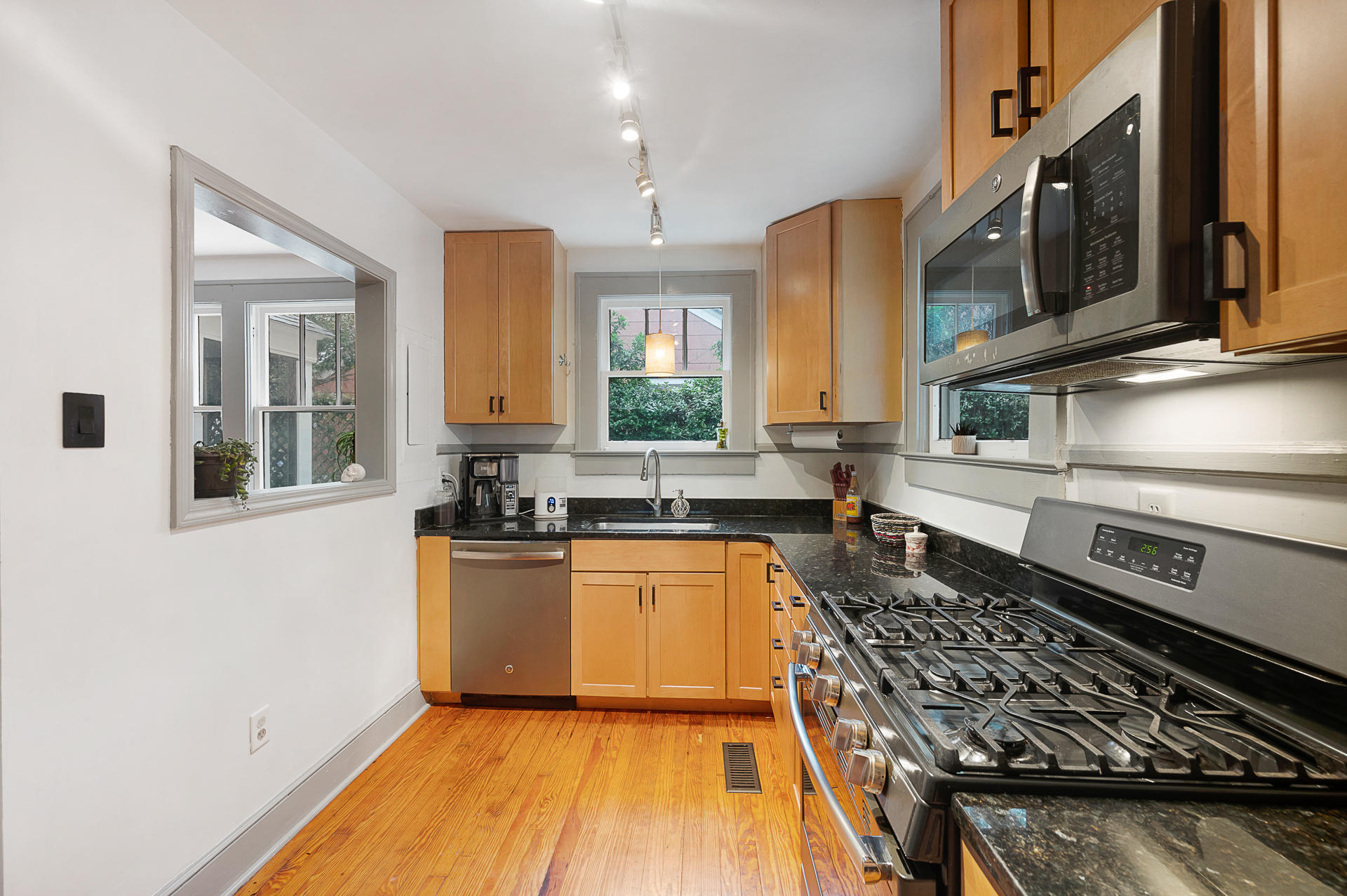 2125 Medway Road Charleston, SC 29412 - Photo 13 of 35 2125Medway-13 - Copy