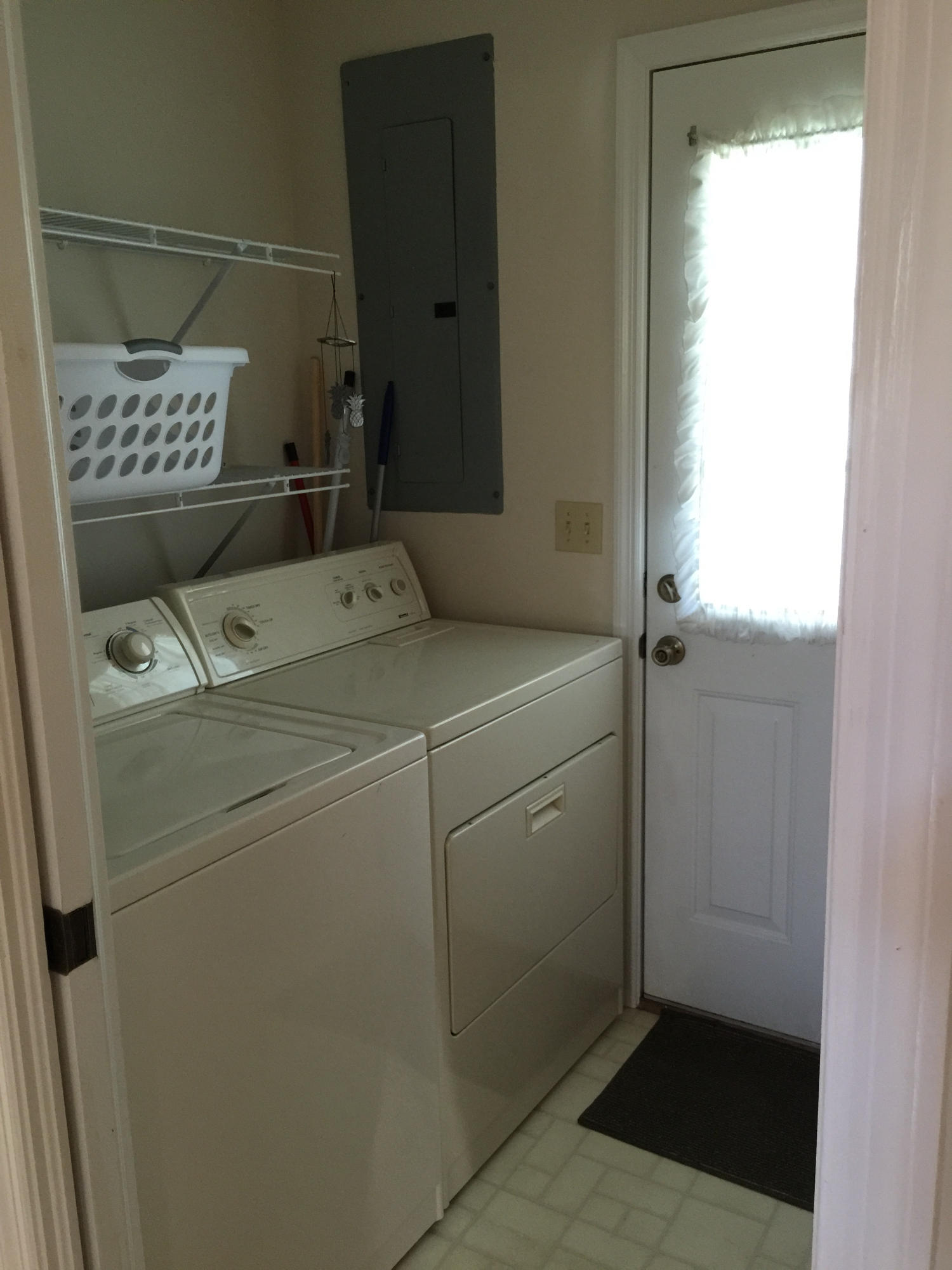 37 Cypress Hill Road Santa Rosa Beach, FL 32459 - Photo 9 of 29 Laundry room on 1st floor
