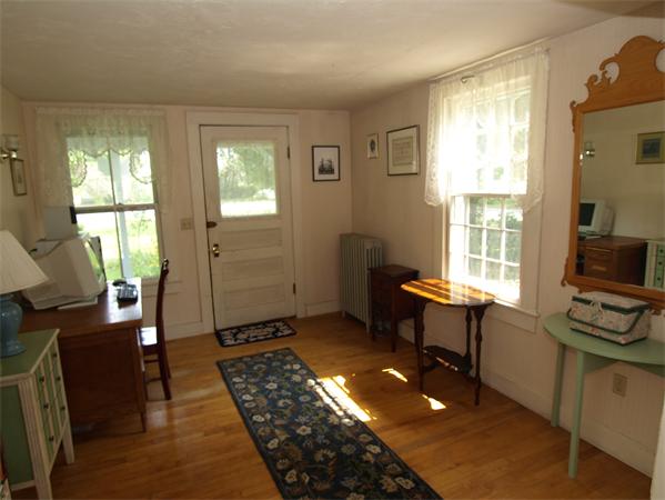 141 Old Common Road Lancaster, MA 01523 - Photo 7 of 23