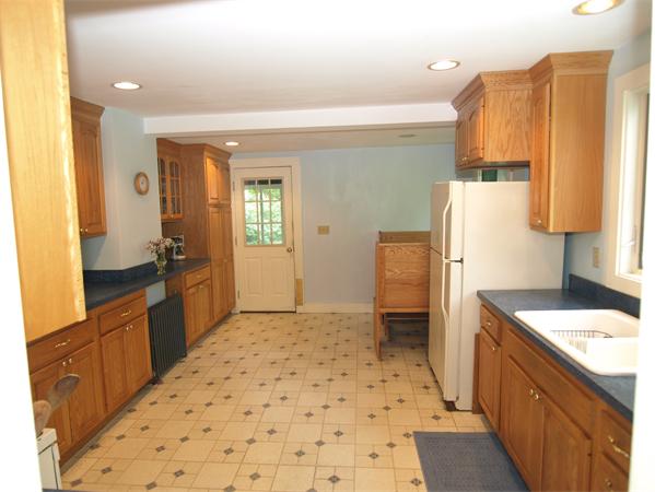 141 Old Common Road Lancaster, MA 01523 - Photo 8 of 23