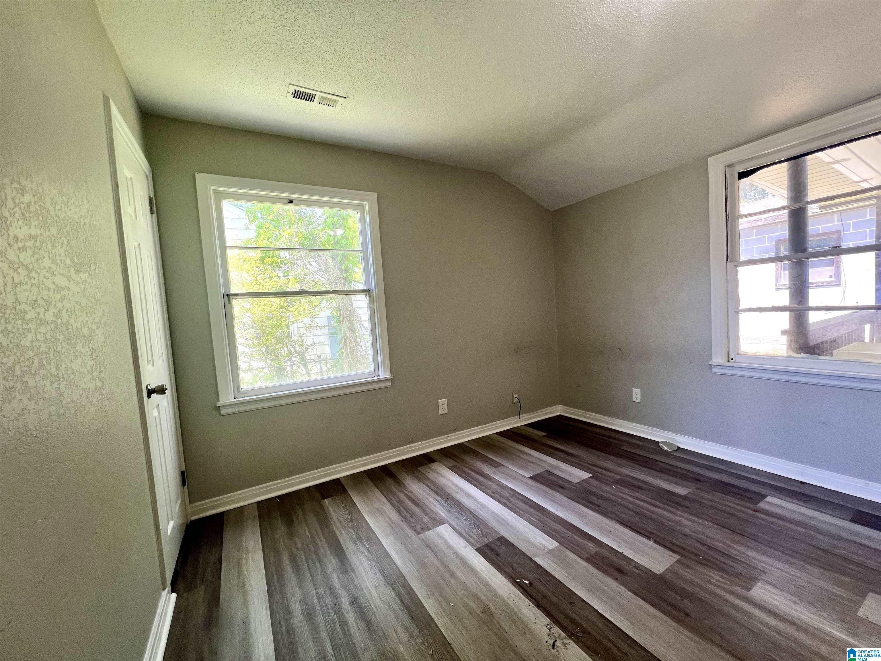 6721 Grasselli Road Fairfield, AL 35064 - Photo 7 of 14