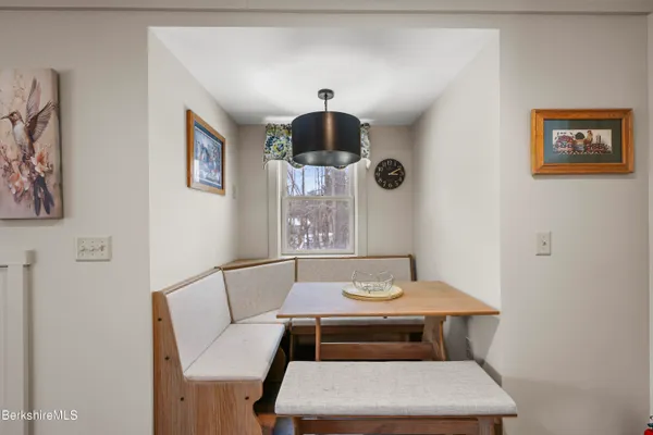 $2,300 | 18-1 Morgan Street, Unit 1, Lenox, MA 01240