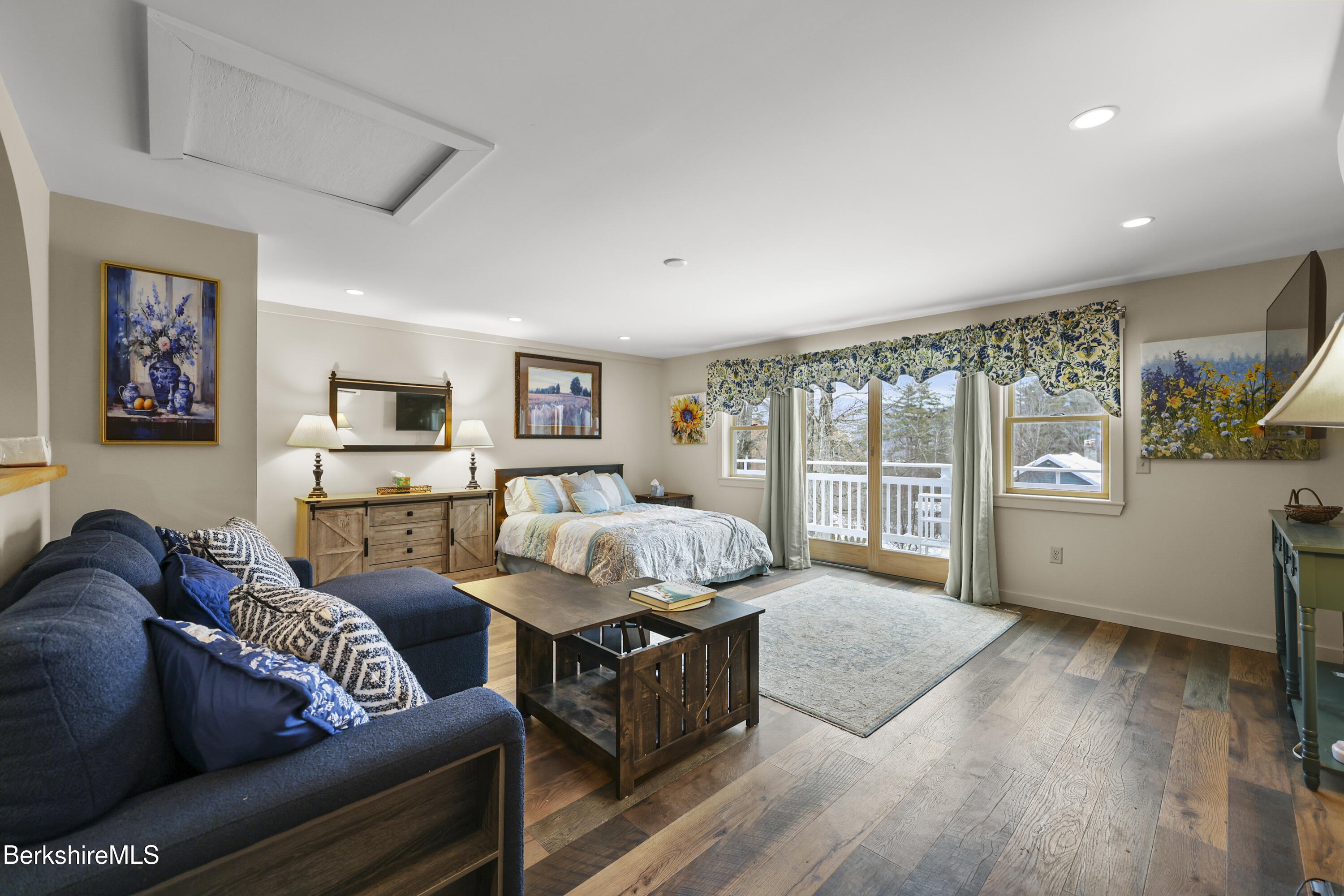 18-1 Morgan Street, Unit 1 Lenox, MA 01240 - Photo 5 of 22 5