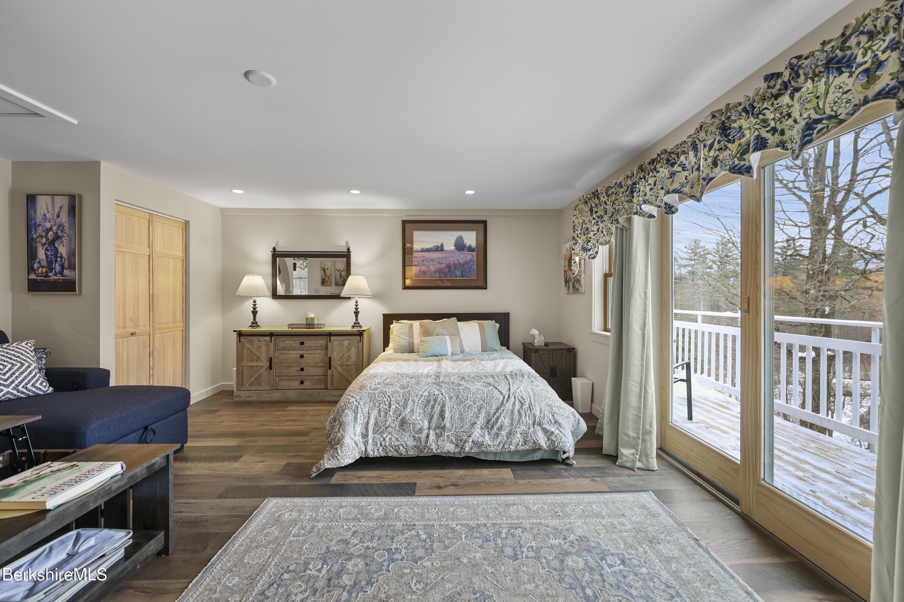 18-1 Morgan Street, Unit 1 Lenox, MA 01240 - Photo 8 of 22 8