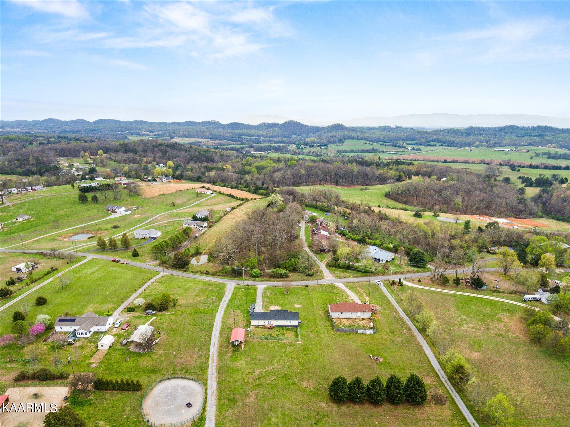 196 Lees Chapel Road Sweetwater, TN 37874 - Photo 25 of 29 25-196-Lees-Chapel-Rd-Sweetwater-TN-25