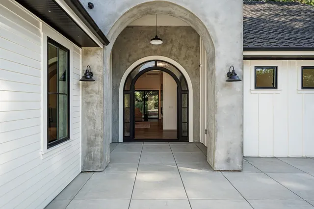 $1,999,000 | 2025 West Lincoln Road, Stockton, CA 95207