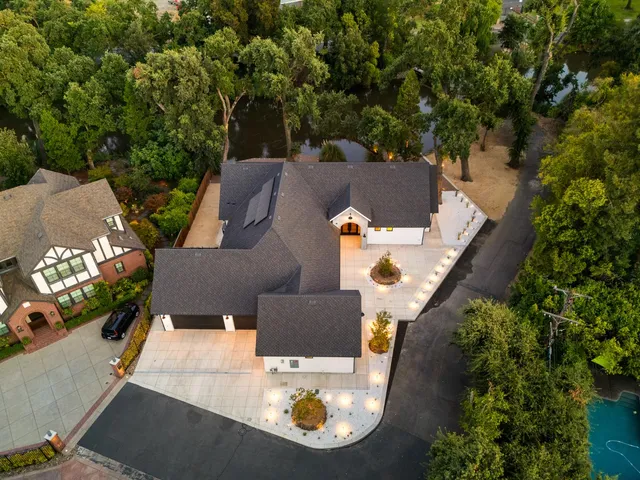 $1,999,000 | 2025 West Lincoln Road, Stockton, CA 95207