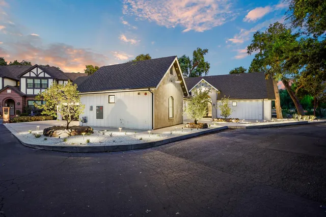 $1,999,000 | 2025 West Lincoln Road, Stockton, CA 95207