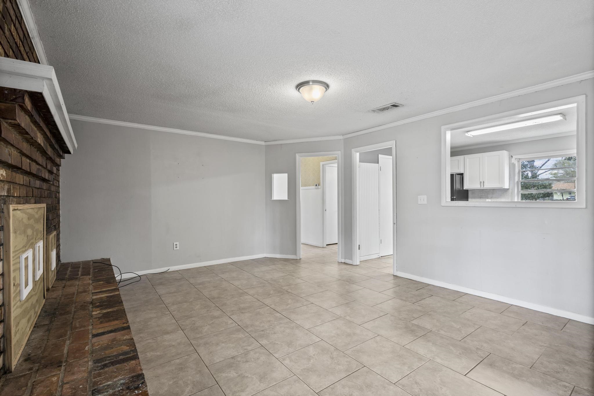 213 South Elm Street Foley, AL 36535 - Photo 3 of 23