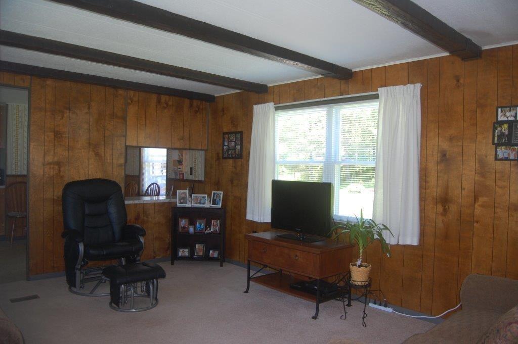 35 Cottle Road Oakland, ME 04963 - Photo 4 of 24 LIVING ROOM