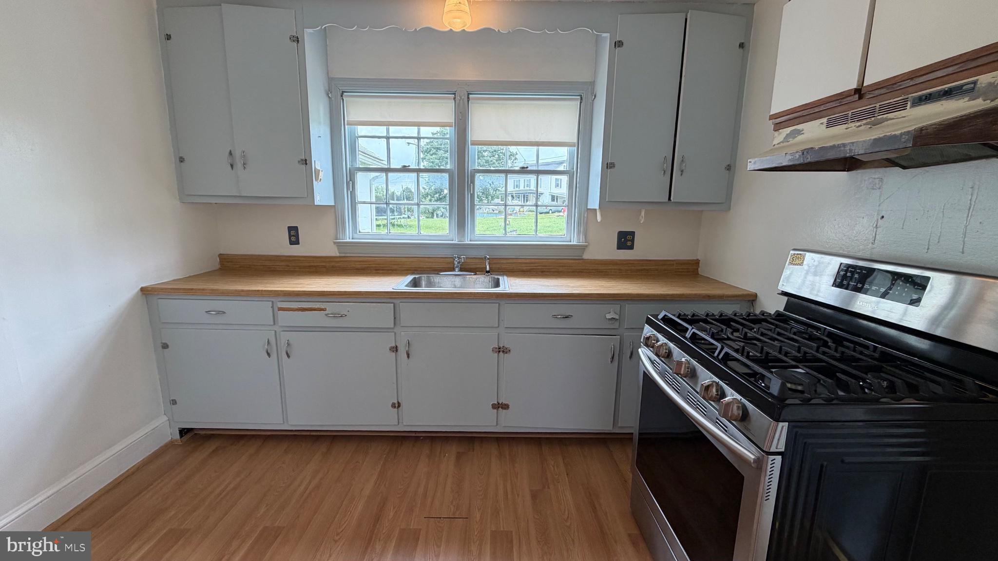 108 South Preston Street Ranson, WV 25438 - Photo 7 of 19 Kitchen