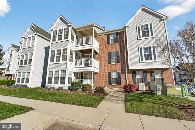 $235,000 | 615 Himes Avenue, Unit 106, Frederick, MD 21703