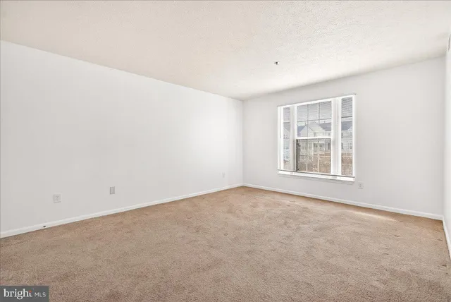 $235,000 | 615 Himes Avenue, Unit 106, Frederick, MD 21703