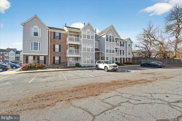 $235,000 | 615 Himes Avenue, Unit 106, Frederick, MD 21703