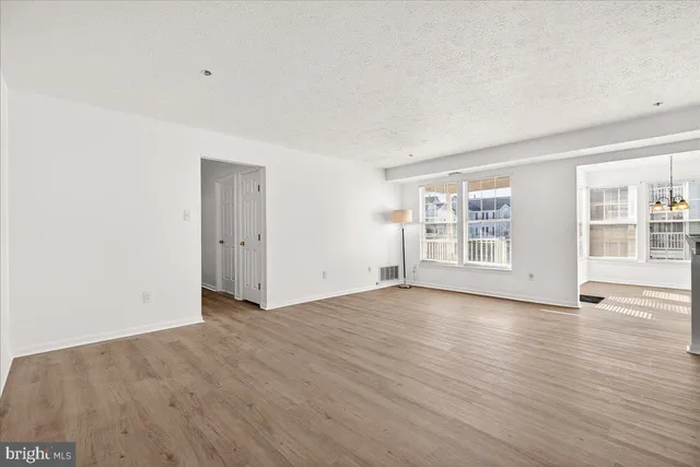 $235,000 | 615 Himes Avenue, Unit 106, Frederick, MD 21703