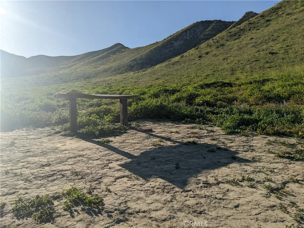 462 Waters Road Moorpark, CA 93021 - Photo 11 of 12 a view of a backyard with wooden fence
