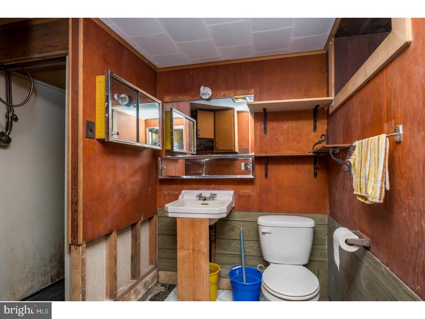 19 Petsch Road Reading, PA 19606 - Photo 10 of 19 a bathroom with a toilet and a mirror