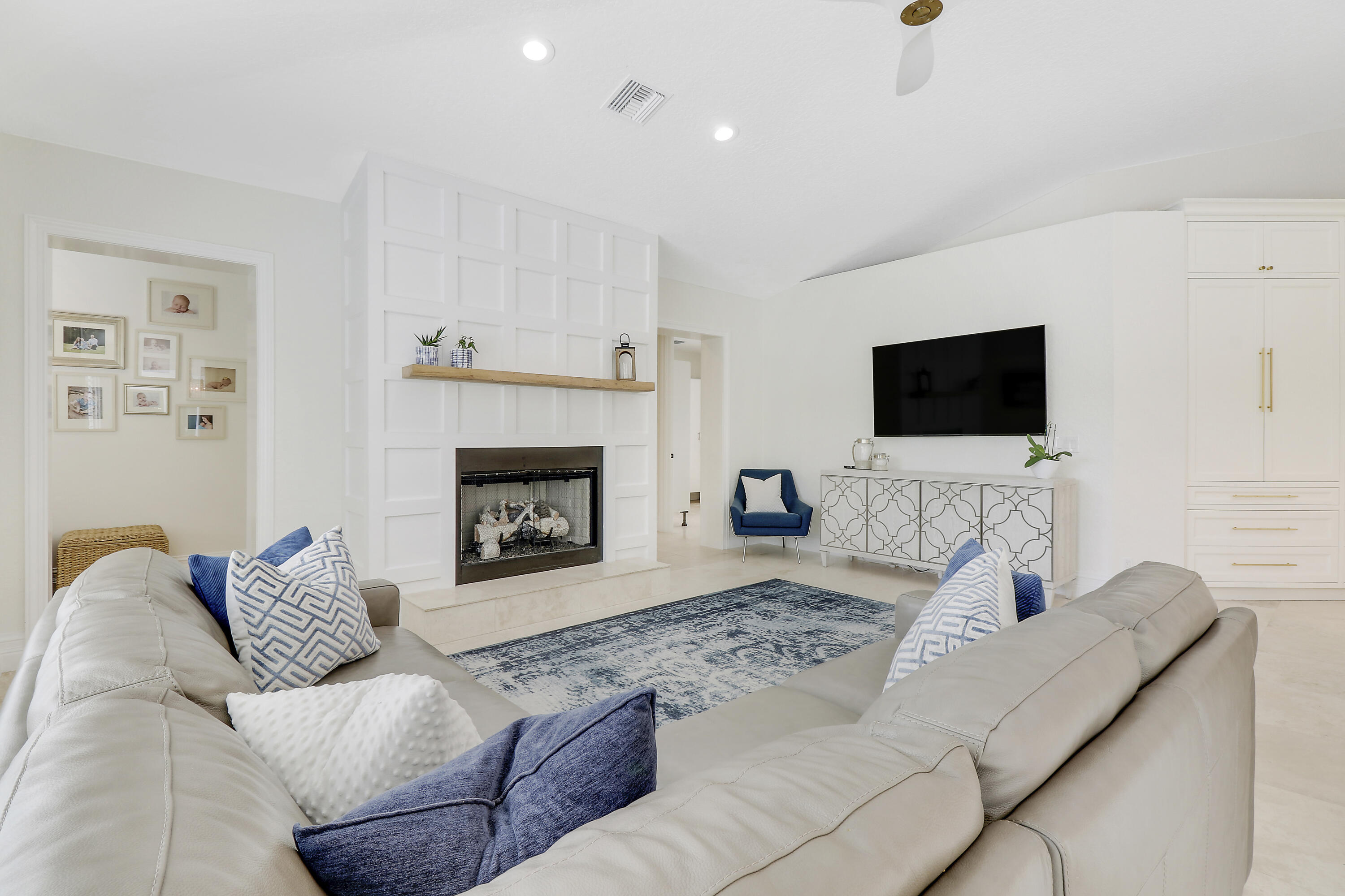 5595 Sea Biscuit Road Palm Beach Gardens, FL 33418 - Photo 27 of 77 living