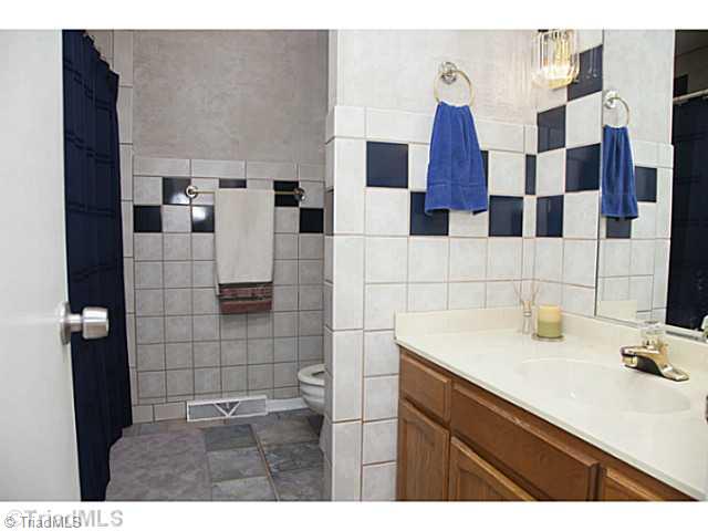 234 F Northpoint Avenue High Point, NC 27262 - Photo 12 of 16 Bath.