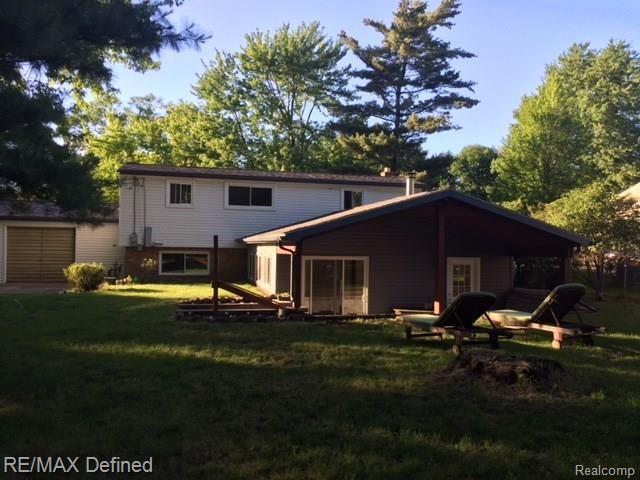 243 North Hill Circle Rochester, MI 48307 - Photo 24 of 31 IMG_0879.JPG