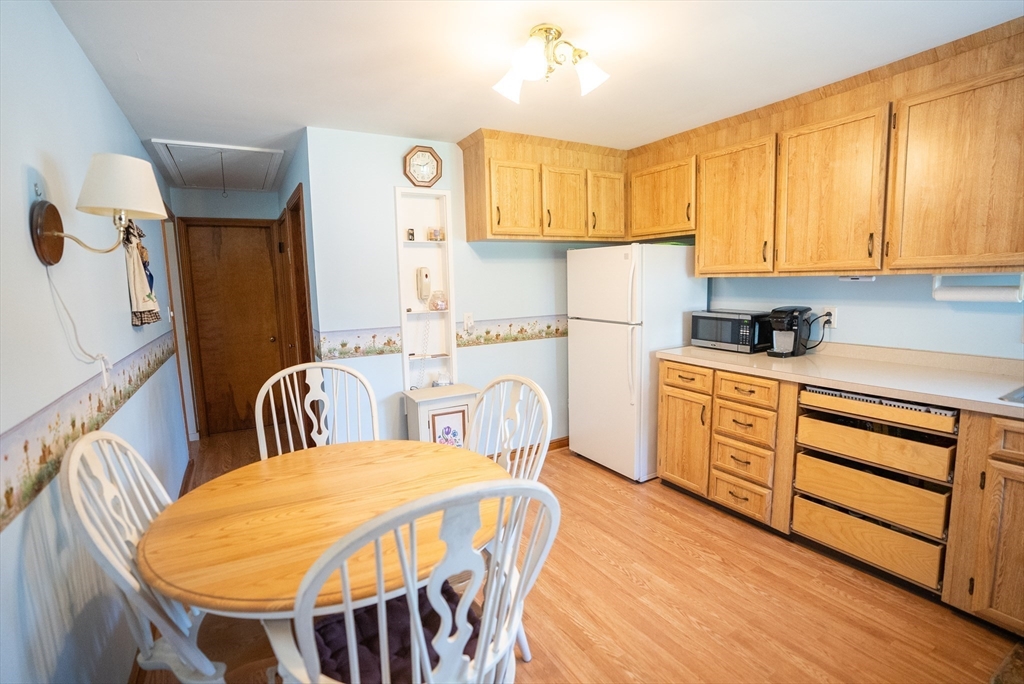 30 Gardner Road Easton, MA 02356 - Photo 3 of 41 Gallery Image 3