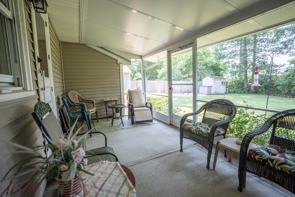 30 Gardner Road Easton, MA 02356 - Photo 9 of 41 Gallery Image 9