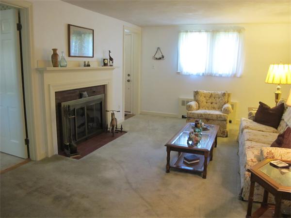 8 Oxbow Road Lexington, MA 02421 - Photo 2 of 16