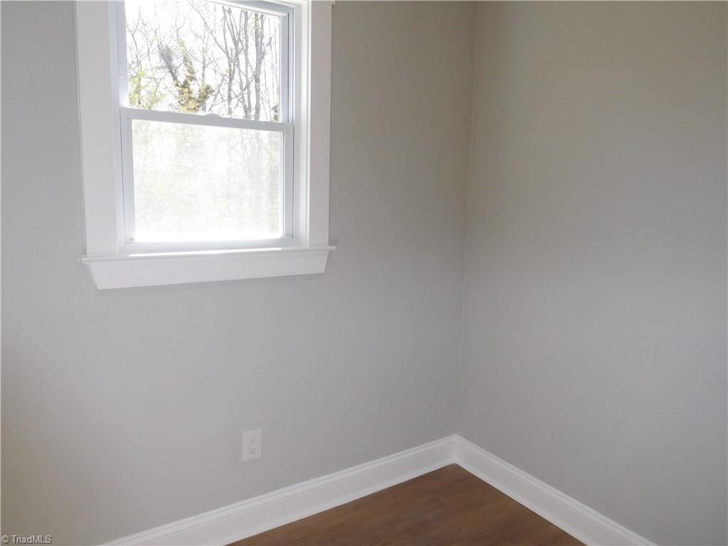 5865 Germanton Road Winston-Salem, NC 27105 - Photo 13 of 27 BREAKFAST NOOK OR USE FOR SOMETHING ELSE.