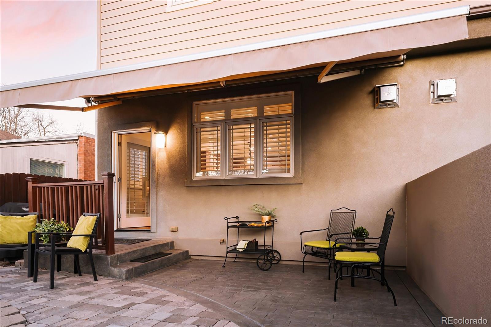 747 South Emerson Street Denver, CO 80209 - Photo 33 of 48 a living room filled with furniture