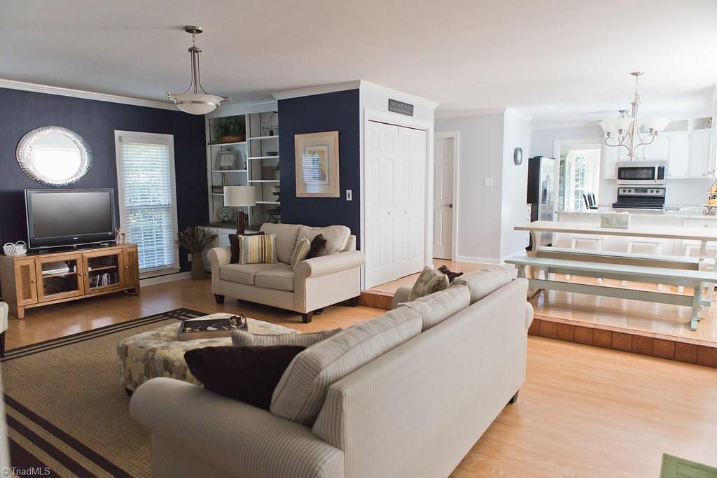 1507 Heathcliff Road High Point, NC 27262 - Photo 26 of 30 Gallery Image 26