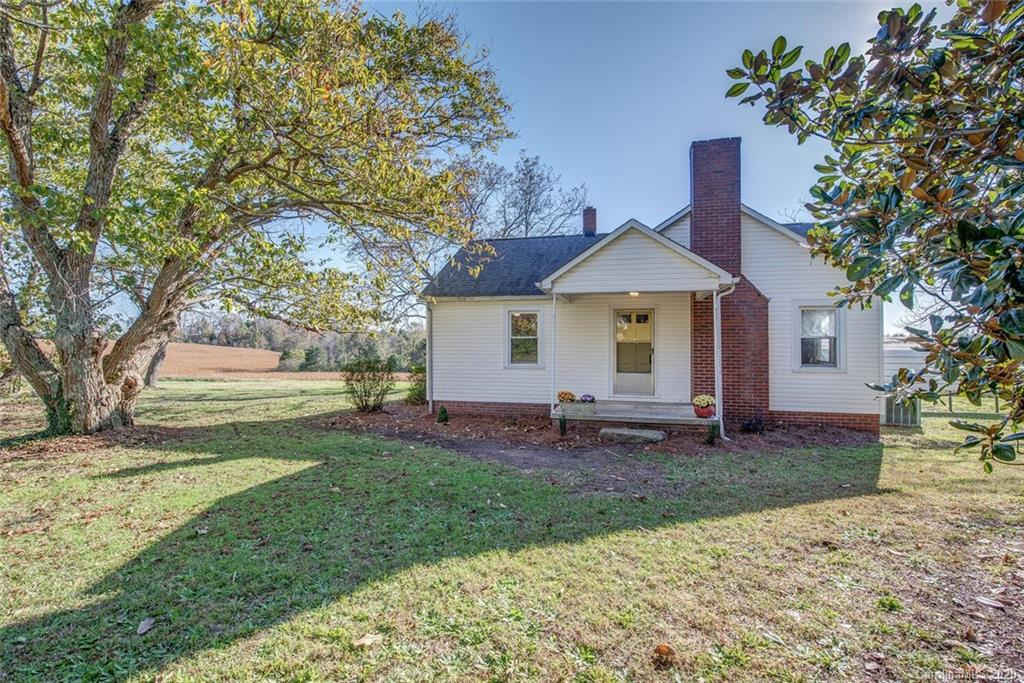 829 Alexis High Shoals Road Dallas, NC 28034 - Photo 1 of 30 Gallery Image 1