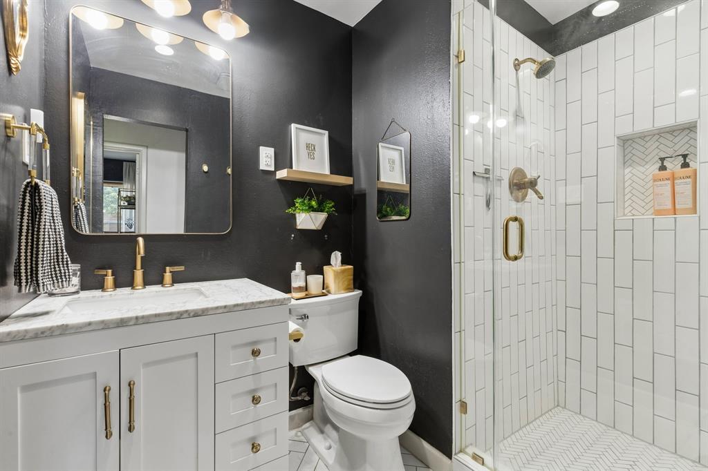 3715 Valley Ridge Road Dallas, TX 75220 - Photo 20 of 25 Gallery Image 20