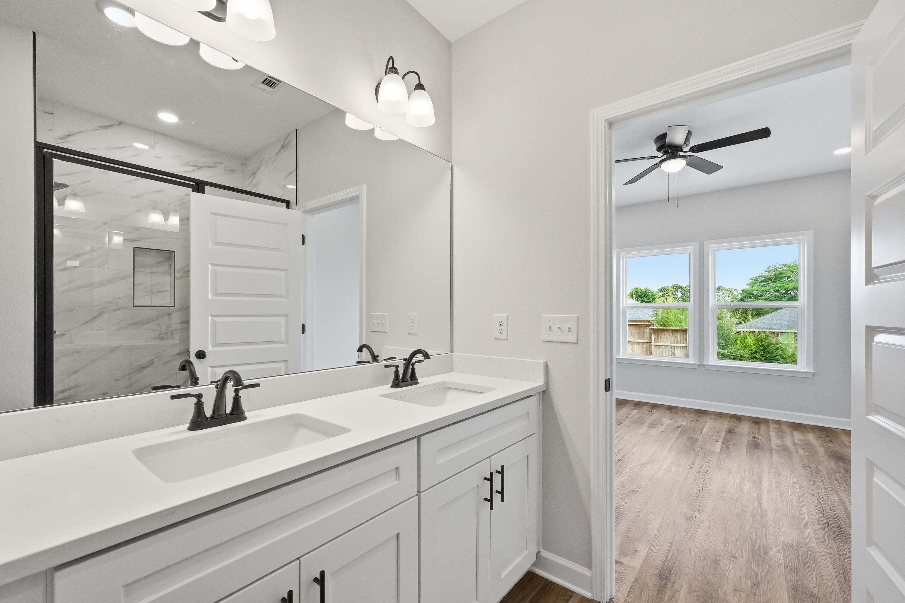 2828 Blackbird Court Crestview, FL 32539 - Photo 17 of 25 1