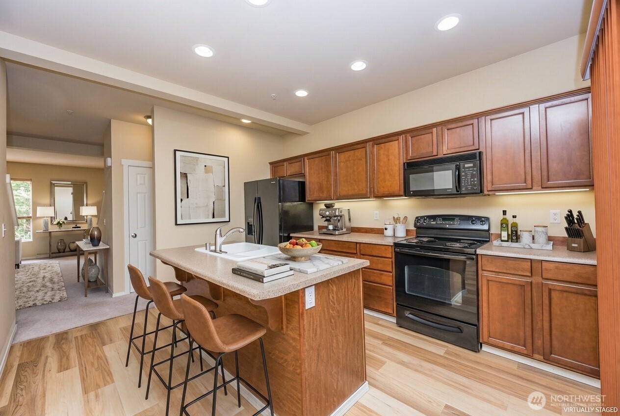 5325 Military Road East, Unit B Tacoma, WA 98446 - Photo 10 of 27