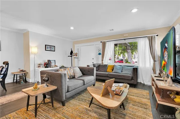 $1,188,000 | 228 South El Molino Street, Alhambra, CA 91801