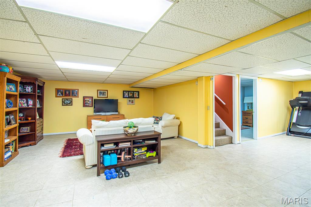 2025 Rurline Drive St. Louis, MO 63146 - Photo 61 of 92