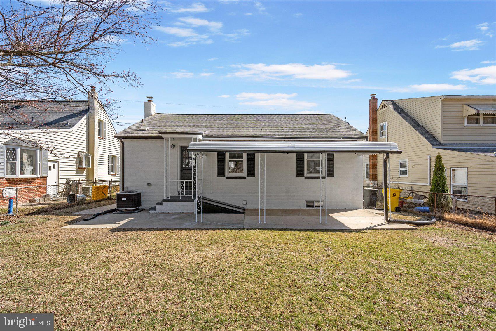 240 Carroll Road Pasadena, MD 21122 - Photo 26 of 33 Exterior Back