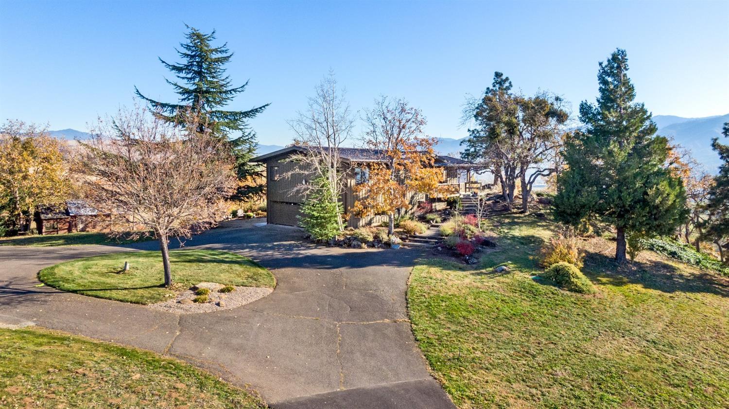1876 North Valley View Road Ashland, OR 97520 - Photo 2 of 35 Additional Photo