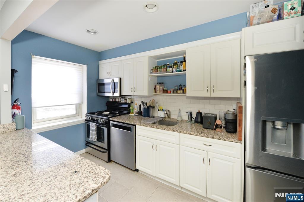 980 Main Street, Unit C1 Hackensack, NJ 07601 - Photo 5 of 10