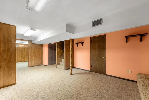 $179,900 | 5110 Warren Street, Davenport, IA 52806