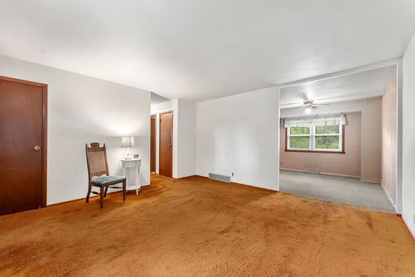 $179,900 | 5110 Warren Street, Davenport, IA 52806