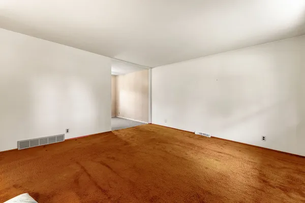 $179,900 | 5110 Warren Street, Davenport, IA 52806