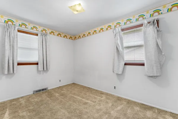 $179,900 | 5110 Warren Street, Davenport, IA 52806